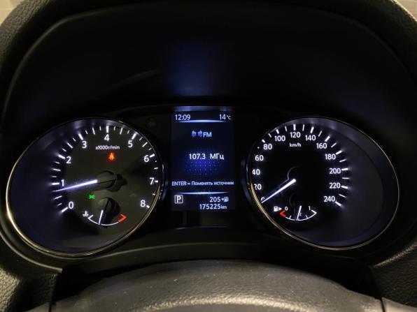 Nissan Qashqai II с пробегом 2014 года, цена 1 575 000 рублей, 175224 км, внедорожник, Автокод Объявления