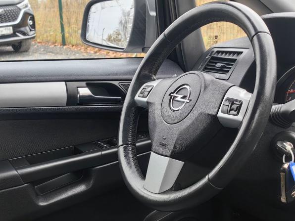 Opel Zafira B Рестайлинг с пробегом 2013 года, цена 549 000 рублей, 348000 км, компактвэн, Автокод Объявления
