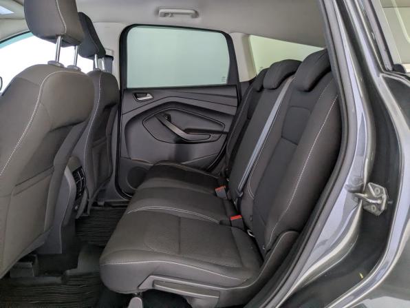 Ford Kuga II Рестайлинг с пробегом 2018 года, цена 1 450 000 рублей, 186959 км, внедорожник, Автокод Объявления