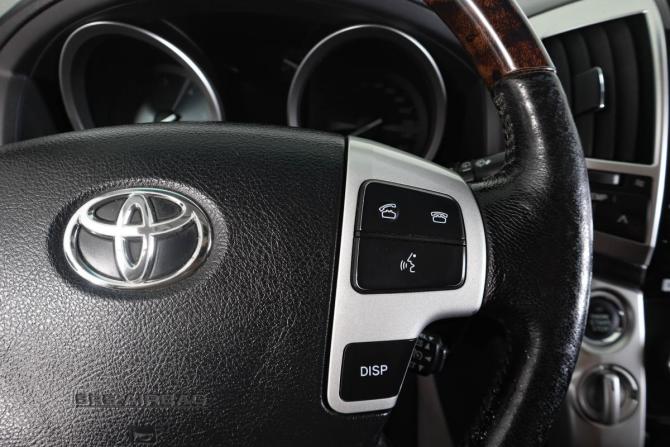 Toyota Land Cruiser 200 Series с пробегом 2012 года, цена 2 999 000 рублей, 197000 км, внедорожник, Автокод Объявления