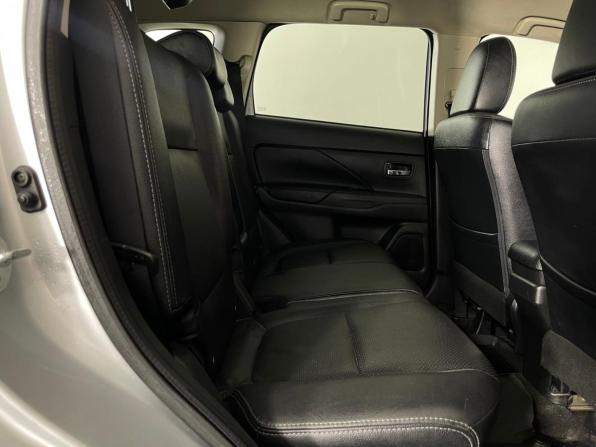 Mitsubishi Outlander III Рестайлинг с пробегом 2014 года, цена 1 429 000 рублей, 186666 км, внедорожник, Автокод Объявления