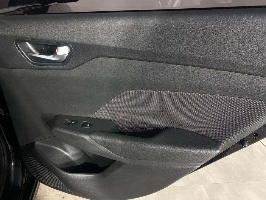 Hyundai Solaris II Санкт-Петербург  - изображение 20
