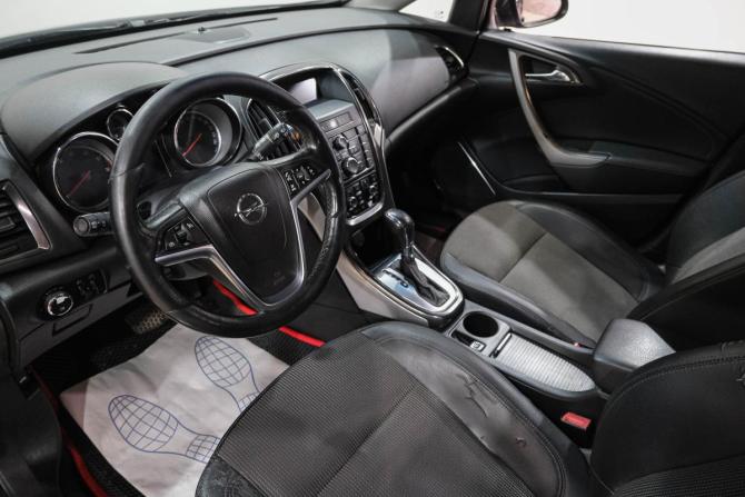 Opel Astra J с пробегом 2011 года, цена 669 000 рублей, 209000 км, хэтчбек, Автокод Объявления