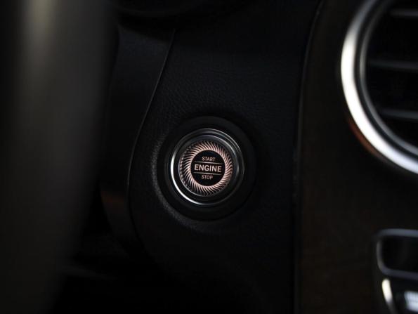 Mercedes-Benz GLC I (X253) Рестайлинг с пробегом 2020 года, цена 3 149 000 рублей, 190362 км, внедорожник, Автокод Объявления