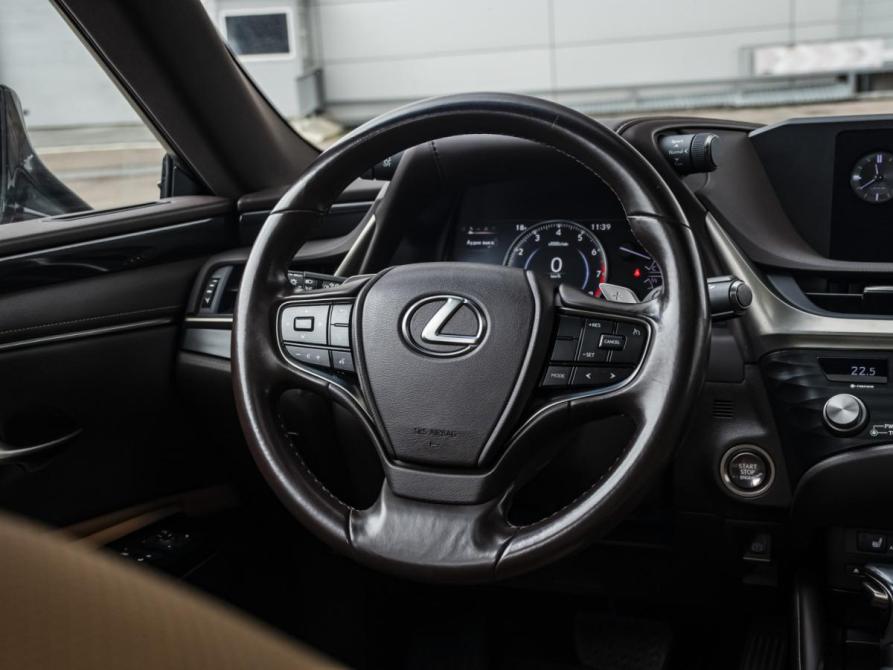 Lexus ES VII Москва  - изображение 12