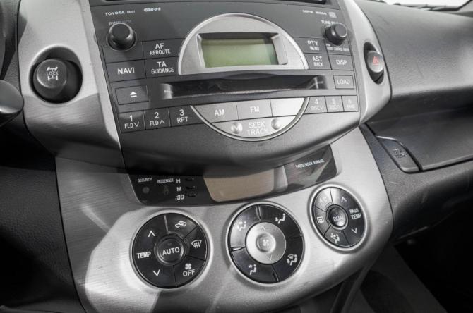 Toyota RAV4 III (XA30) с пробегом 2006 года, цена 1 149 000 рублей, 263000 км, внедорожник, Автокод Объявления