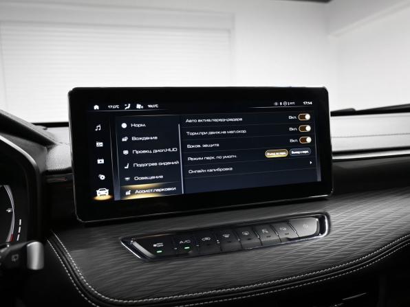 Haval Jolion I с пробегом 2022 года, цена 2 175 000 рублей, 16737 км, внедорожник, Автокод Объявления