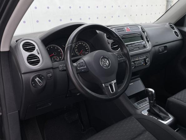 Volkswagen Tiguan I Рестайлинг с пробегом 2011 года, цена 1 240 000 рублей, 178129 км, внедорожник, Автокод Объявления