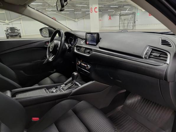 Mazda 6 III (GJ) Рестайлинг с пробегом 2017 года, цена 1 799 000 рублей, 100408 км, седан, Автокод Объявления