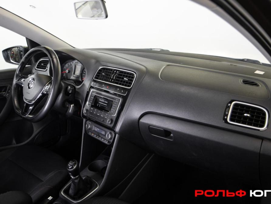Volkswagen Polo V Рестайлинг Москва  - изображение 7