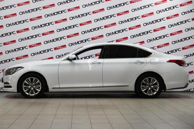 Hyundai Genesis II с пробегом 2015 года, цена 1 995 950 рублей, 178367 км, седан, Автокод Объявления