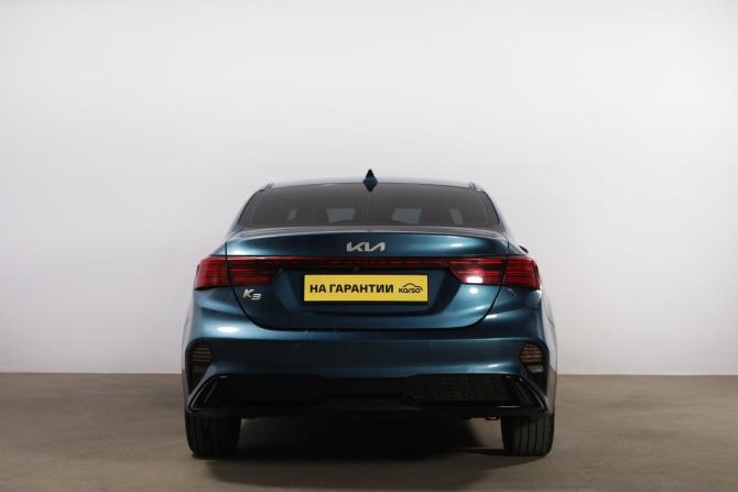 Kia K3 II Рестайлинг с пробегом 2021 года, цена 2 099 000 рублей, 152000 км, седан, Автокод Объявления
