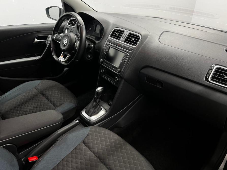 Volkswagen Polo V Рестайлинг Санкт-Петербург  - изображение 9