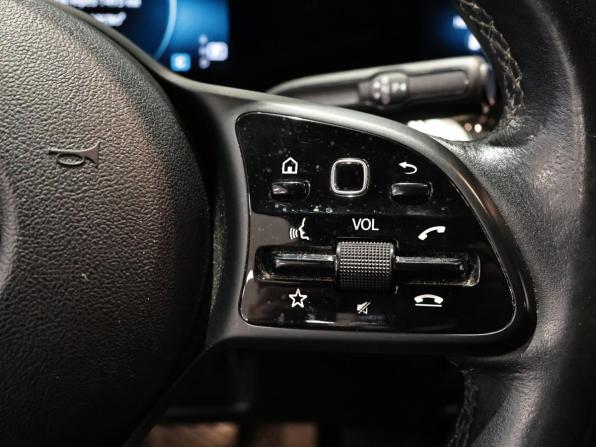 Mercedes-Benz GLB I (X247) с пробегом 2020 года, цена 3 250 000 рублей, 80598 км, внедорожник, Автокод Объявления