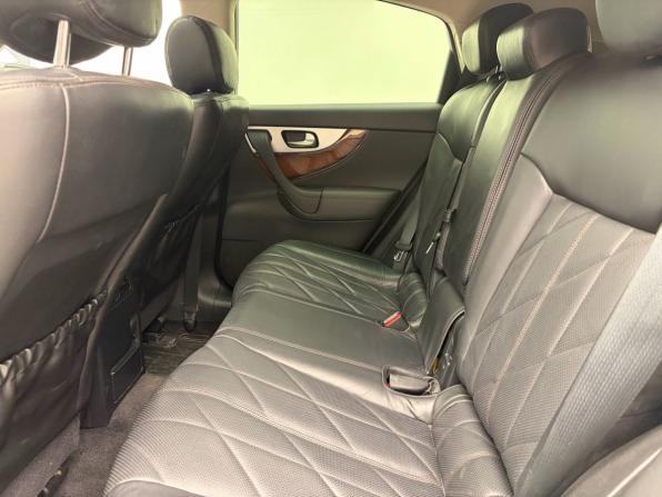 Infiniti FX II (S51) Рестайлинг с пробегом 2012 года, цена 1 999 000 рублей, 98500 км, внедорожник, Автокод Объявления