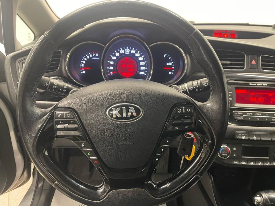 Kia Ceed II Санкт-Петербург  - изображение 11