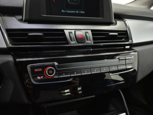 BMW 2 серии Active Tourer F45 Рестайлинг с пробегом 2018 года, цена 1 540 000 рублей, 39188 км, компактвэн, Автокод Объявления
