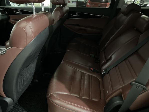 Kia Sorento III Prime с пробегом 2017 года, цена 2 499 999 рублей, 183143 км, внедорожник, Автокод Объявления