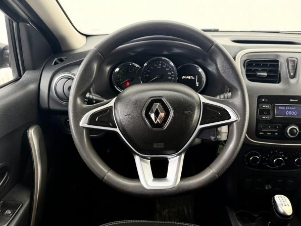 Renault Logan II Рестайлинг с пробегом 2022 года, цена 870 000 рублей, 241467 км, седан, Автокод Объявления