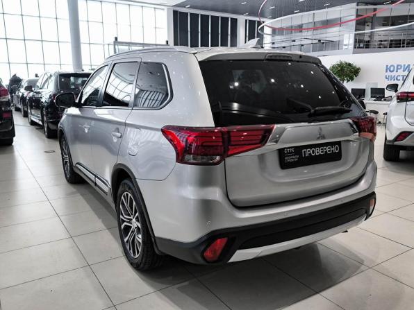 Mitsubishi Outlander III Рестайлинг 2 с пробегом 2017 года, цена 1 799 000 рублей, 145500 км, внедорожник, Автокод Объявления