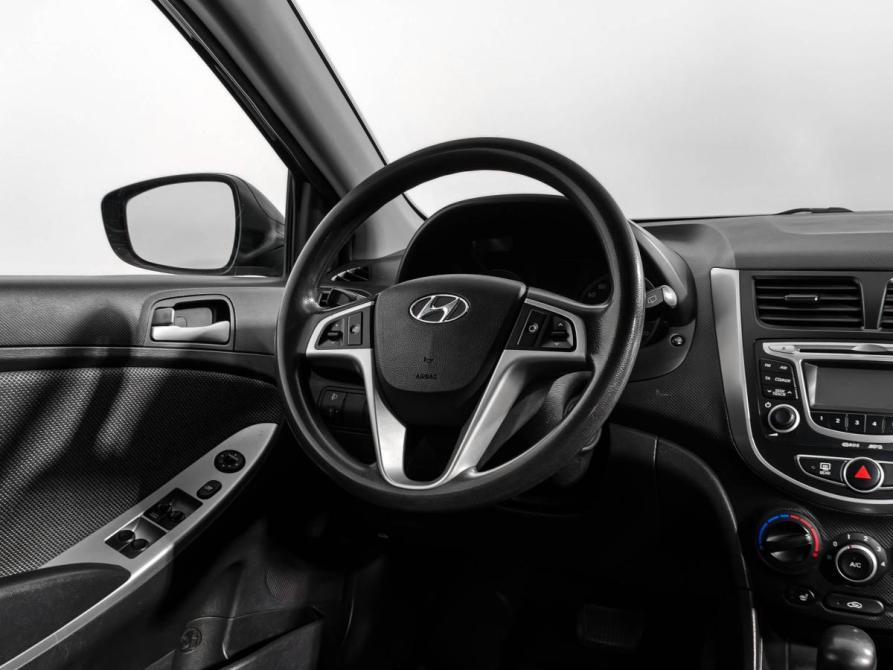 Hyundai Solaris I Санкт-Петербург  - изображение 15