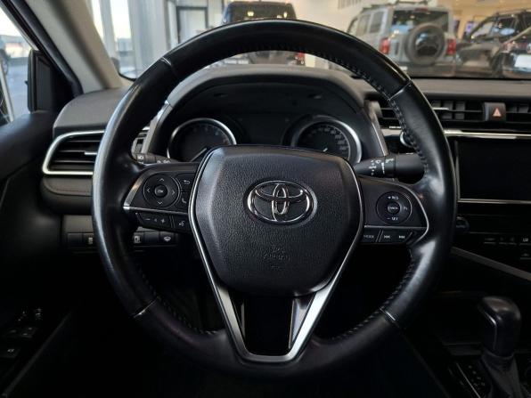 Toyota Camry VIII (XV70) с пробегом 2019 года, цена 2 371 000 рублей, 157713 км, седан, Автокод Объявления