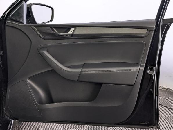 Skoda Rapid II с пробегом 2020 года, цена 1 775 000 рублей, 64745 км, лифтбек, Автокод Объявления