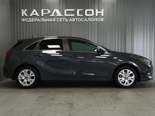 Kia Ceed III Рестайлинг с пробегом 2022 года, цена 2 100 000 рублей, 51600 км, хэтчбек, Автокод Объявления