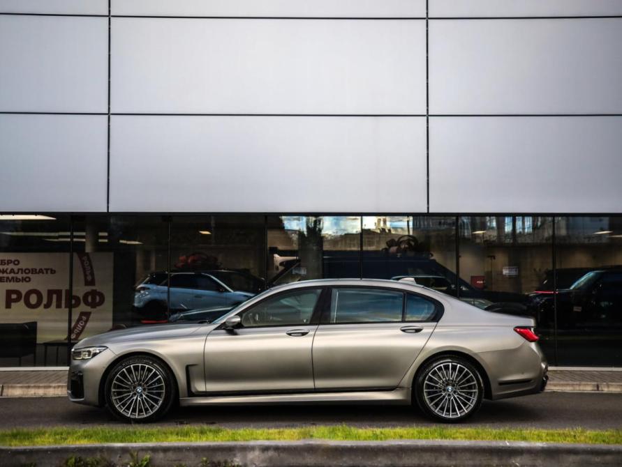 BMW 7 серии VI (G11/G12) Рестайлинг Санкт-Петербург  - изображение 10