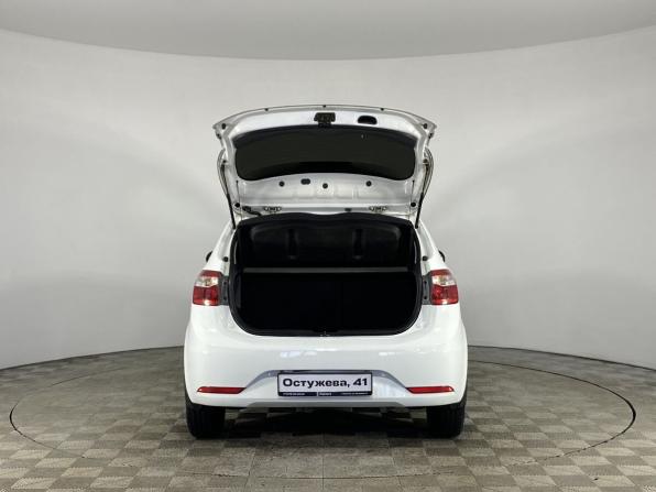Kia Rio III с пробегом 2015 года, цена 890 000 рублей, 241323 км, хэтчбек, Автокод Объявления