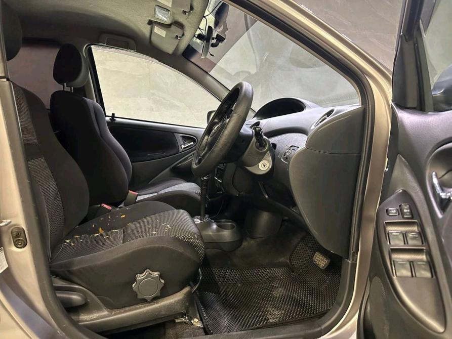 Toyota Vitz I (P10) Новосибирск  - изображение 14