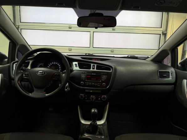 Kia Ceed II с пробегом 2013 года, цена 910 000 рублей, 150461 км, хэтчбек, Автокод Объявления