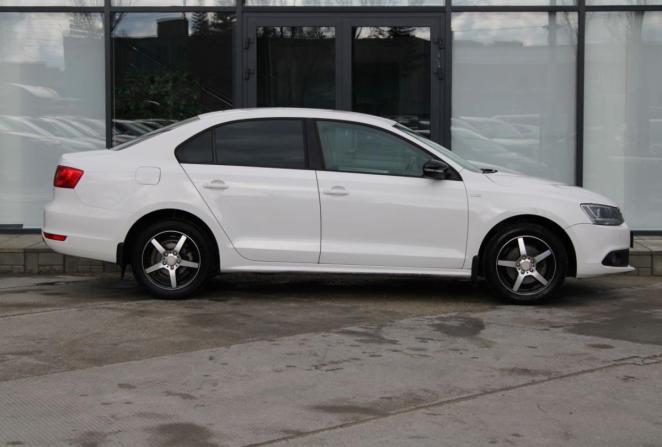 Volkswagen Jetta VI с пробегом 2013 года, цена 1 090 000 рублей, 198445 км, седан, Автокод Объявления