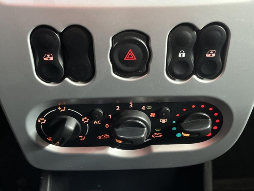 Renault Sandero I Курск  - изображение 12
