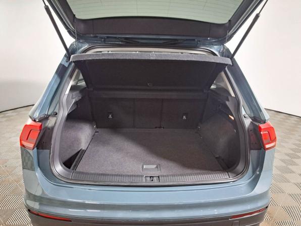 Volkswagen Tiguan II с пробегом 2019 года, цена 2 450 000 рублей, 101173 км, внедорожник, Автокод Объявления
