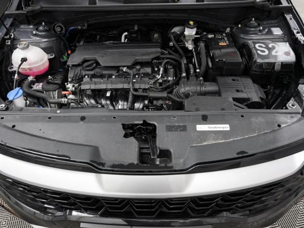 Kia Sportage V с пробегом 2023 года, цена 3 170 000 рублей, 71000 км, внедорожник, Автокод Объявления