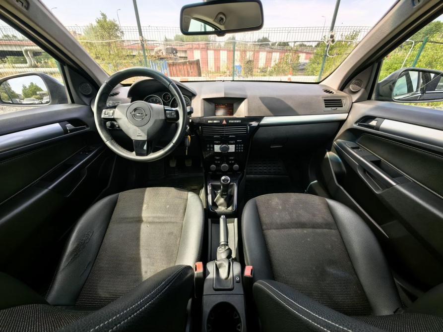Opel Astra H Рестайлинг Санкт-Петербург  - изображение 9