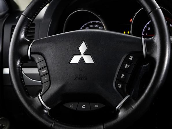 Mitsubishi Pajero IV Рестайлинг 1 с пробегом 2014 года, цена 2 399 000 рублей, 162397 км, внедорожник, Автокод Объявления