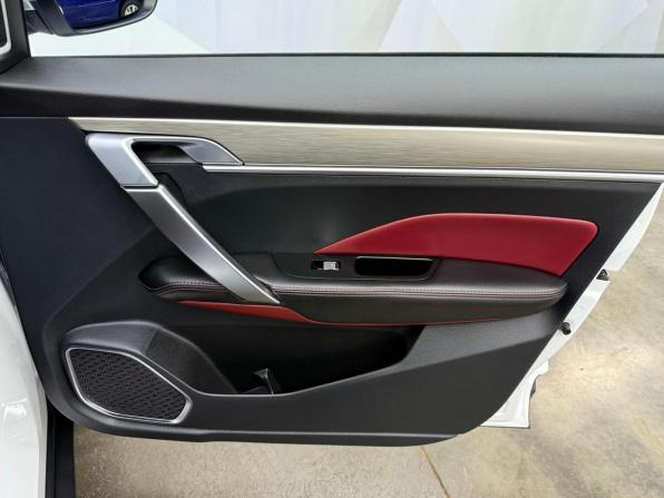 Geely Coolray I с пробегом 2023 года, цена 1 990 000 рублей, 35375 км, внедорожник, Автокод Объявления