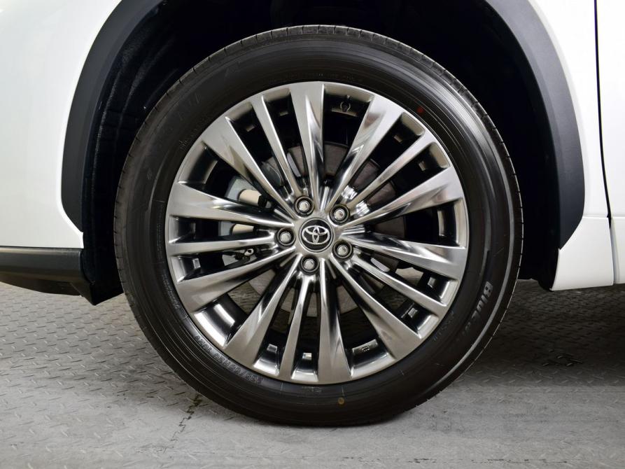 Toyota Highlander IV (XU70) Кемерово  - изображение 13