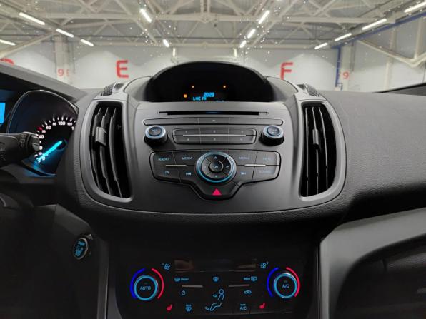 Ford Kuga II Рестайлинг с пробегом 2019 года, цена 2 390 000 рублей, 44709 км, внедорожник, Автокод Объявления