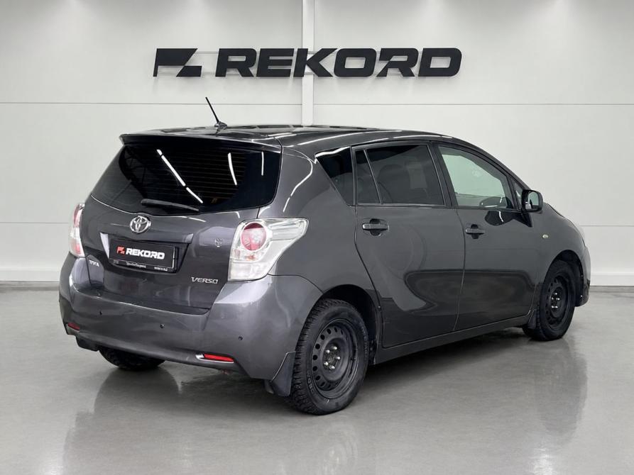 Toyota Verso I Уфа  - изображение 4