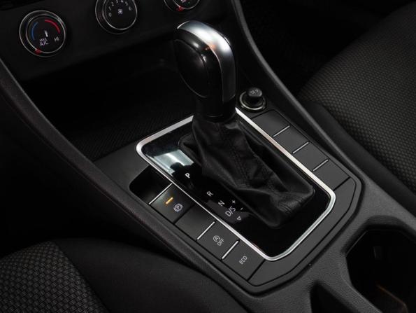 Volkswagen Jetta VII с пробегом 2018 года, цена 1 579 000 рублей, 166759 км, седан, Автокод Объявления