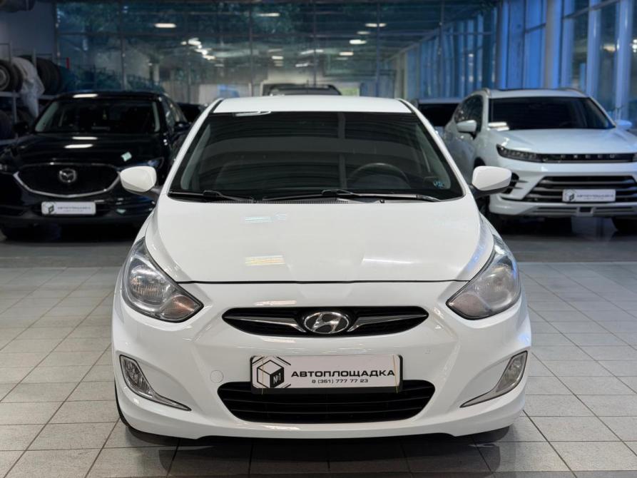 Hyundai Solaris I Челябинск  - изображение 2