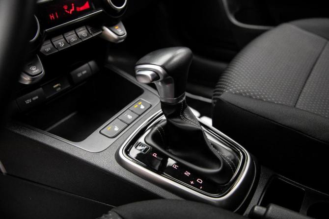 Kia Rio IV Рестайлинг с пробегом 2021 года, цена 1 598 000 рублей, 62000 км, хэтчбек, Автокод Объявления