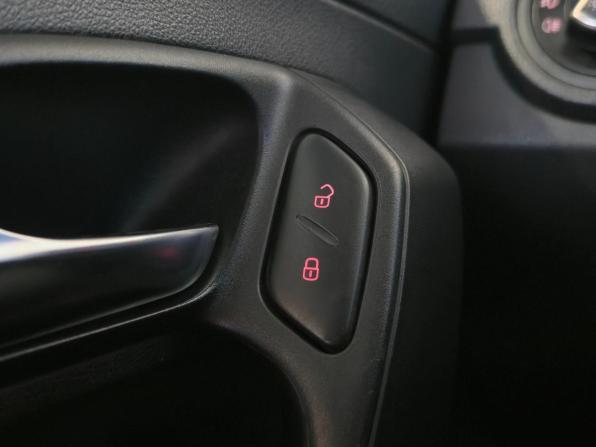 Volkswagen Polo V с пробегом 2012 года, цена 849 000 рублей, 168000 км, седан, Автокод Объявления