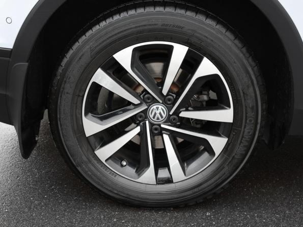 Volkswagen Tiguan II с пробегом 2019 года, цена 2 398 000 рублей, 153888 км, внедорожник, Автокод Объявления