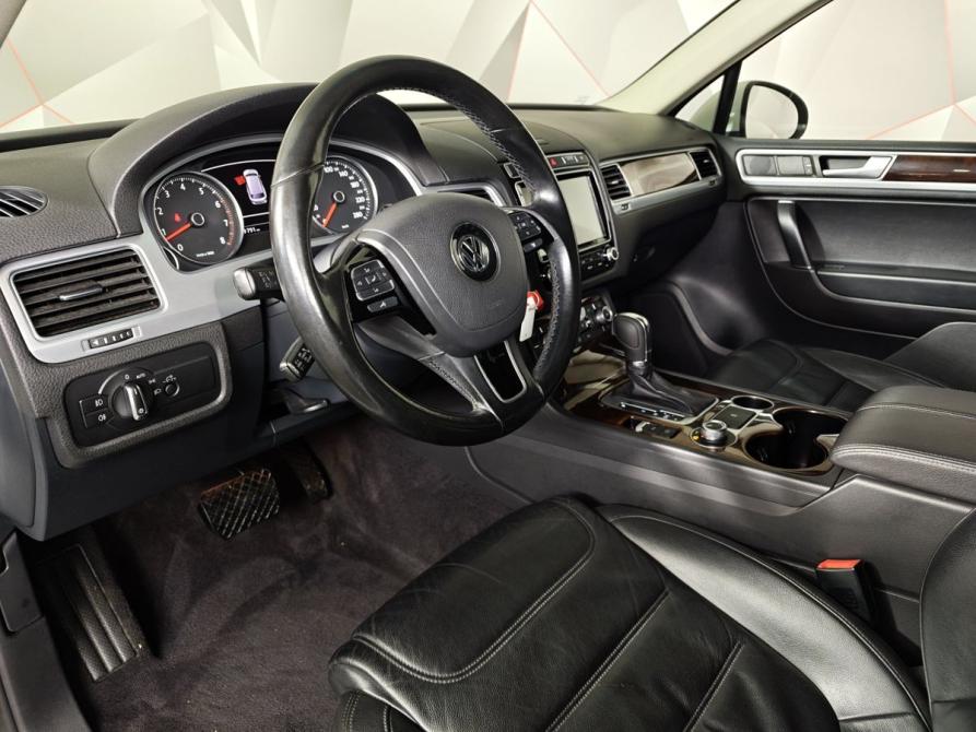 Volkswagen Touareg II Рестайлинг Москва  - изображение 18