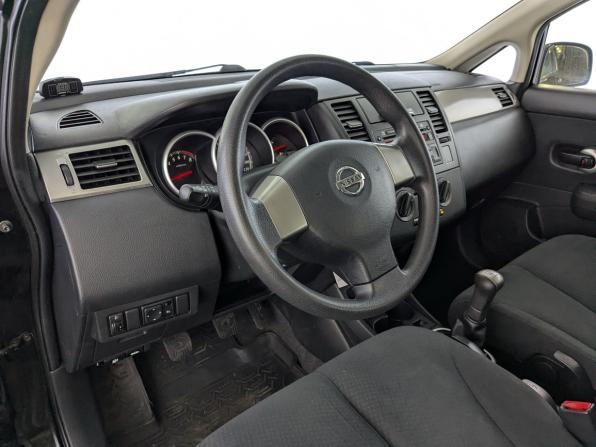 Nissan Tiida I Рестайлинг с пробегом 2013 года, цена 952 000 рублей, 67601 км, хэтчбек, Автокод Объявления