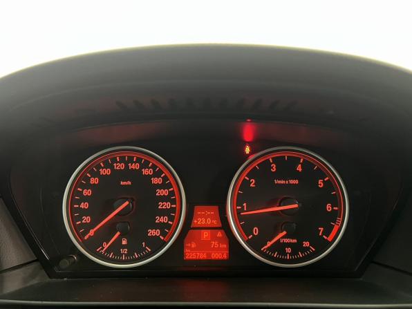 BMW 5 серии V (E60/E61) Рестайлинг с пробегом 2008 года, цена 1 100 000 рублей, 225531 км, седан, Автокод Объявления